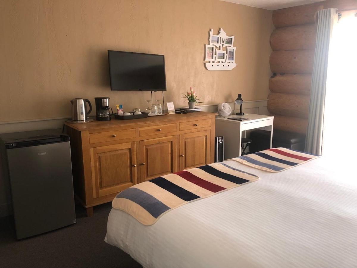 Cariboo Log Guest house