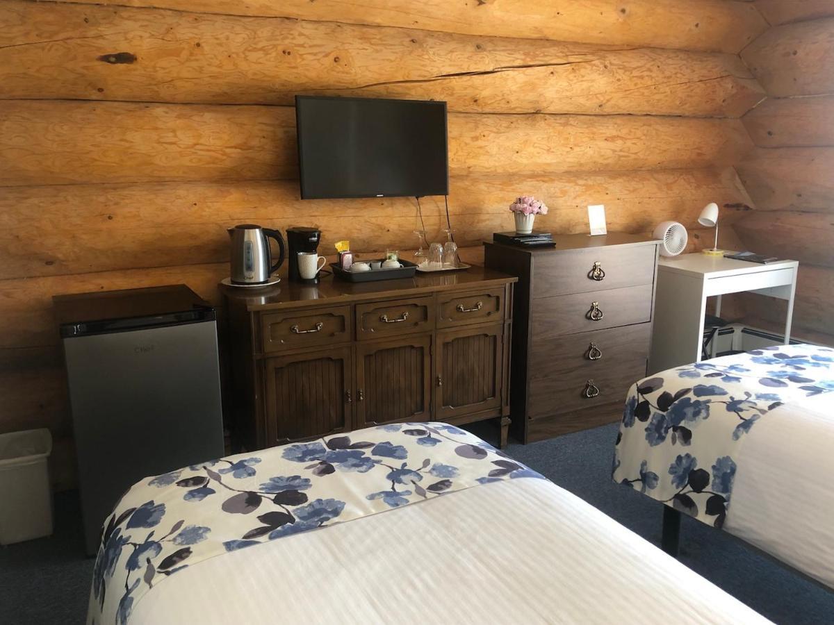 Cariboo Log Guest house Lac La Hache
