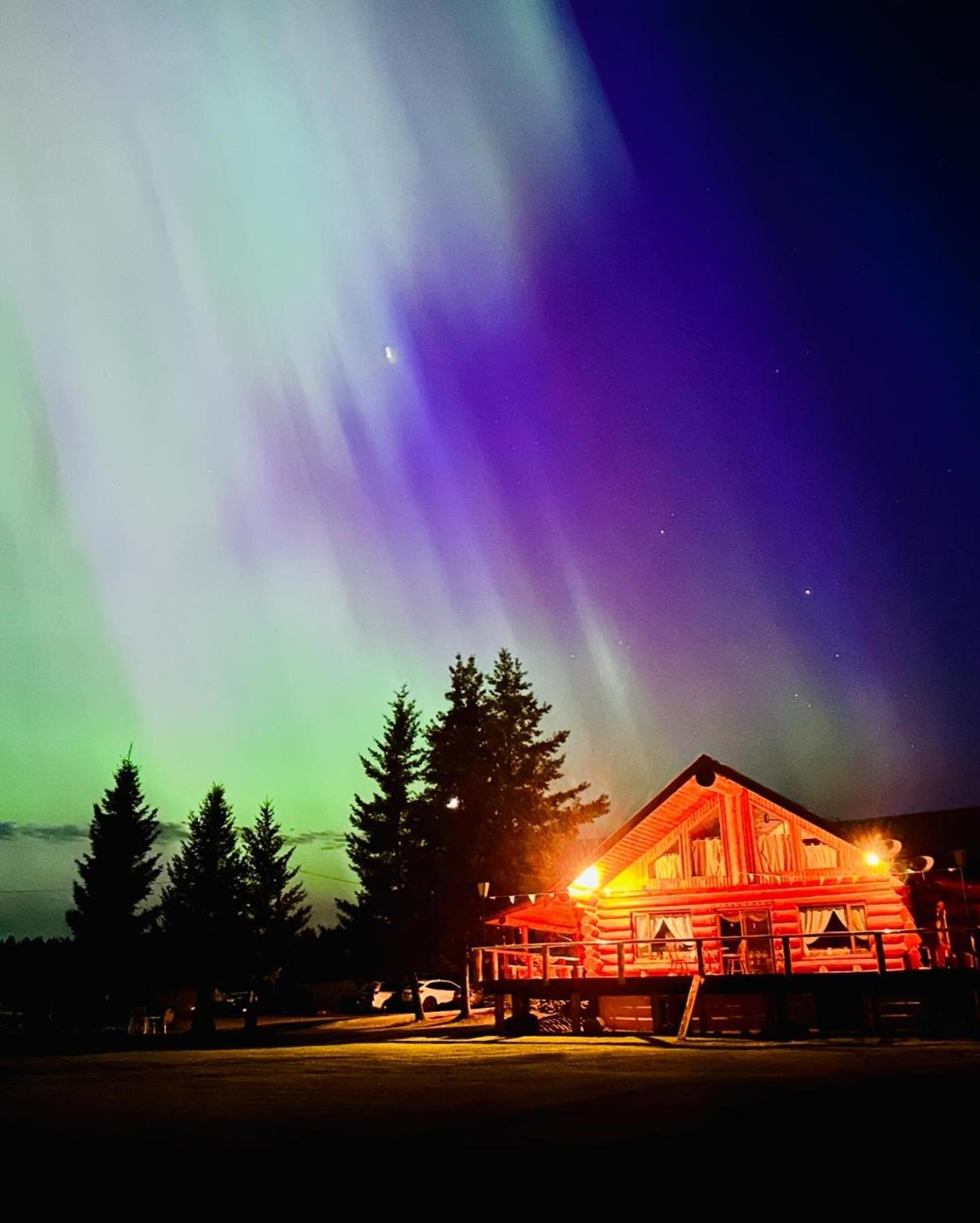 Guest house Cariboo Log Lac La Hache